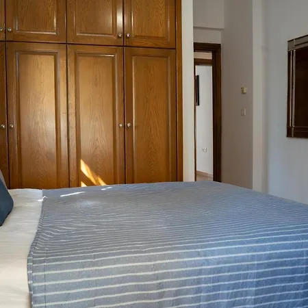 The Big One!! בית נופש עיר רודוס