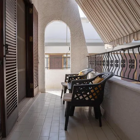 The Big One!! בית נופש